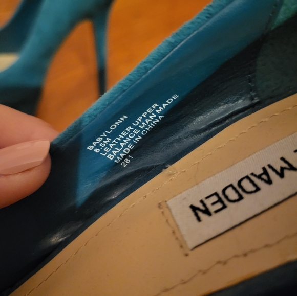 STEVE MADDEN Babylonn Teal Heels - Picture 6 of 6